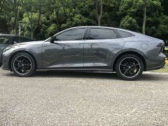 Changan UNI-V 2022 1.5T Deluxe - ფოტო 4