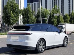 Li Auto i6 Four-Wheel Drive Standard Edition - ფოტო 18
