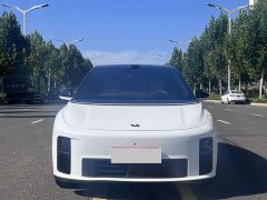Li Auto i6 Four-Wheel Drive Standard Edition - ფოტო 2