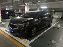 Buick GL8 Land Business Class 652T Comfort - ფოტო 1