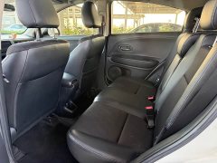 Honda Vezel 2020 1.5L CVT Luxury - ფოტო 11