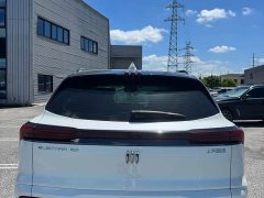Buick E5 Premium Standard Range Edition - ფოტო 5