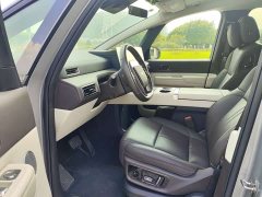 Li Auto Li Xiang MEGA Ultra - ფოტო 8
