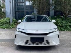 Toyota Camry Hybrid 2.0L HGVP Luxury - ფოტო 2