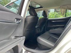 Toyota Camry Hybrid 2.0L HGVP Luxury - ფოტო 8