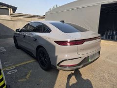 BYD Han DM-i Smart Driving Edition 125KM Elite - ფოტო 5