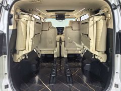 Toyota Alphard 2021 Hybrid 2.5L Premium Edition - ფოტო 8