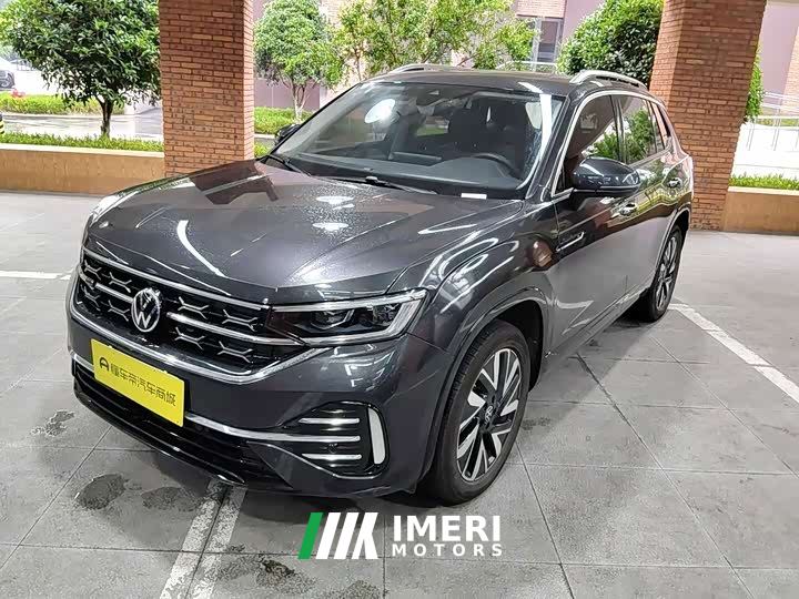 Volkswagen Taos 380TSI AWD R-Line High Performance Edition