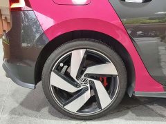 Volkswagen Golf GTI 2021 380TSI DSG GTI - ფოტო 18