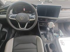 Volkswagen Bora 300TSI DSG Respect Edition - ფოტო 5