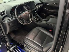 Toyota Vellfire Crown Hybrid 2.5L HV Luxury Edition - ფოტო 3