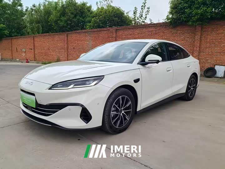 BYD Dolphin 06 DM-i Smart Drive 120KM Premium Edition - ავტომობილი ჩინეთიდან
