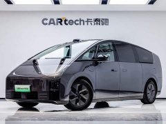 Li Auto Li Xiang MEGA Ultra - ფოტო 1