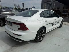 Volvo S60 2025 B5 Inscription Sport - ფოტო 9