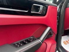 Porsche Cayenne New Energy Cayenne E-Hybrid 2.0T Platinum Edition - ფოტო 9