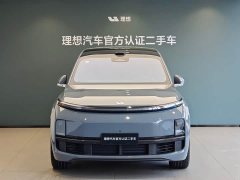 Li Auto L8 Ultra Smart Refresh Edition - ფოტო 2