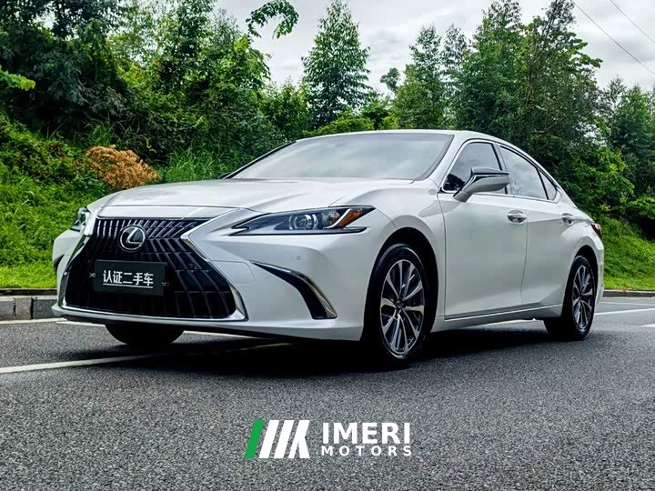 Lexus ES 2023 200 Excellence Edition - ავტომობილი ჩინეთიდან