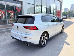 Volkswagen Golf GTI 2023 380TSI DSG GTI - ფოტო 10