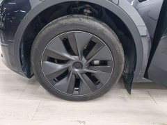 Tesla Model Y Rear-Wheel Drive - ფოტო 10