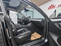 Tesla Model Y Rear-Wheel Drive - ფოტო 4