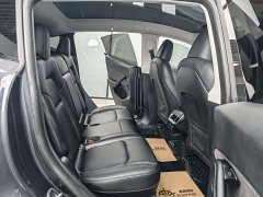 Tesla Model Y Rear-Wheel Drive - ფოტო 6