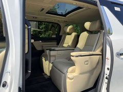 Toyota Vellfire Crown Hybrid 2.5L HV Luxury Edition - ფოტო 7