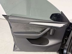 Tesla Model Y Rear-Wheel Drive - ფოტო 11