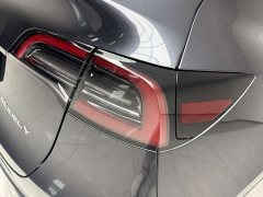 Tesla Model Y Rear-Wheel Drive - ფოტო 14