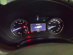 Cadillac XT4 28T FWD Luxury - ფოტო 7