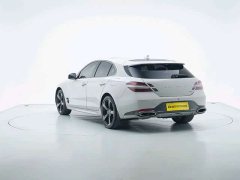 Genesis G70 2.0T Hunt Edition Rear-Wheel Drive Luxury Shooting Brake - ფოტო 4