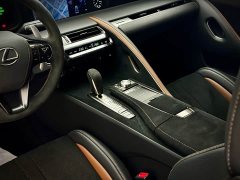 Lexus LC 500h Special Edition - ფოტო 11