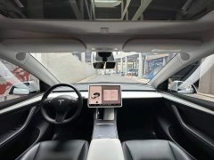 Tesla Model Y Long Range All-Wheel Drive - ფოტო 11