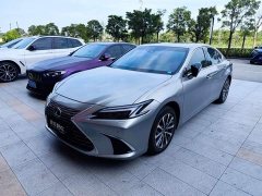 Lexus ES 2025 200 Premium Edition - ფოტო 1