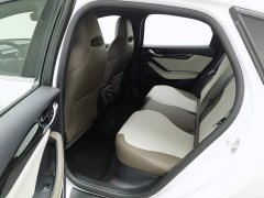 BYD Qin PLUS Glory Edition DM-i 55KM Leading - ფოტო 15