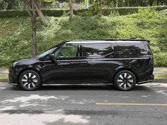 Volvo EM90 2025 Ultra Six-Seater - ფოტო 2