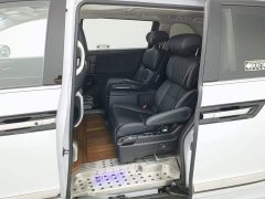 Honda Odyssey 2024 2.0L e:HEV Luxury - ფოტო 15