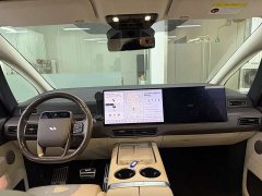 Li Auto Li Xiang MEGA Ultra - ფოტო 15