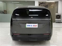 Li Auto Li Xiang MEGA Ultra - ფოტო 5