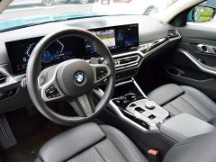 BMW 3 Series 320i M Sport Package - ფოტო 8