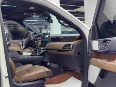 Lincoln Navigator 2022 3.5T Prestige Edition - ფოტო 10
