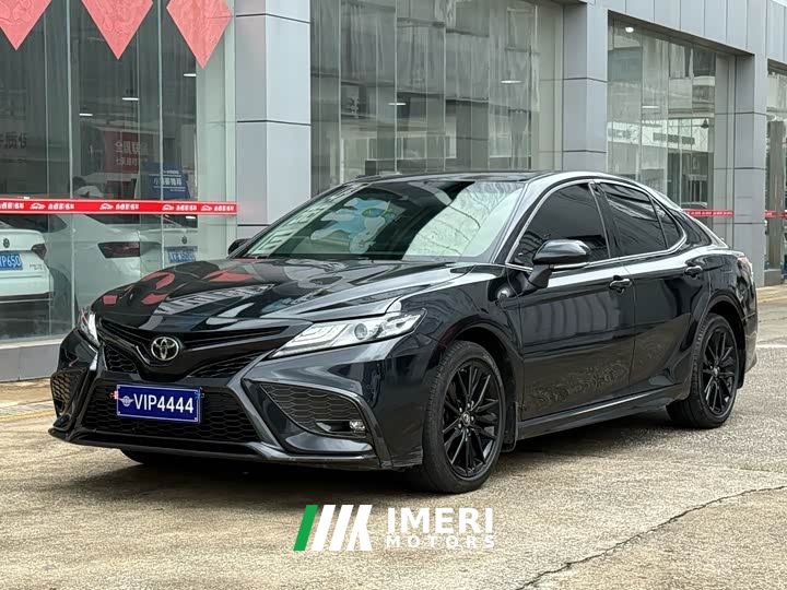 Toyota Camry 2.0S Knight Edition