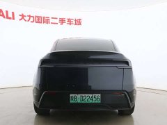 Tesla Model Y Rear-Wheel Drive - ფოტო 8