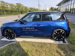 BMW Electric MINI JCW Facelift JOHN COOPER WORKS - ფოტო 14