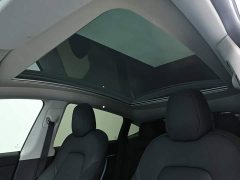 Tesla Model Y Long Range All-Wheel Drive 3D7 - ფოტო 13