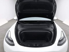 Tesla Model Y Long Range All-Wheel Drive 3D7 - ფოტო 17