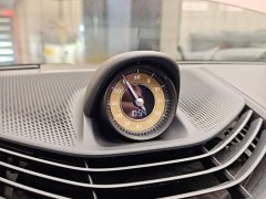Porsche Taycan - ფოტო 13
