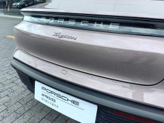 Porsche Taycan - ფოტო 18