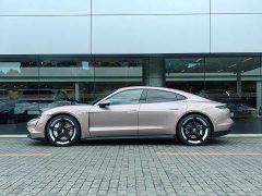 Porsche Taycan - ფოტო 2