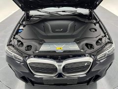 BMW iX3 Facelift Premier - ფოტო 14