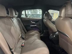Mercedes-Benz EQE 500 4MATIC Luxury - ფოტო 16
